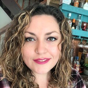 Meet your Posher, Veronica